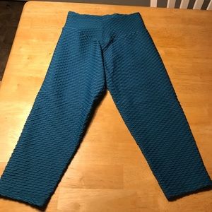 Booty By Branants 3/4 Leggings